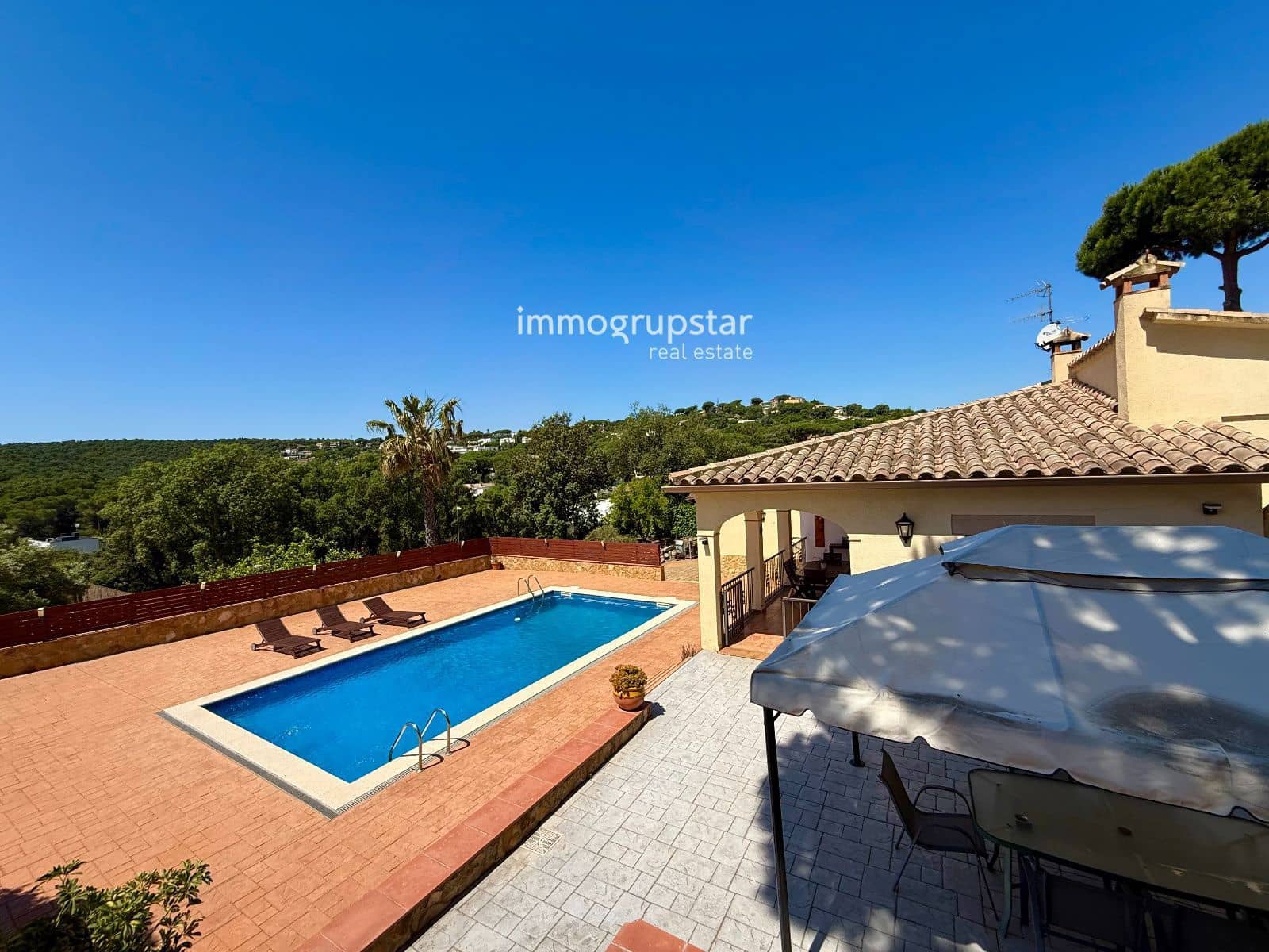 4 soverom Villa til salgs i Calonge i Sant Antoni med svømmebasseng garasje - € 590 000 (Ref: 9858891)