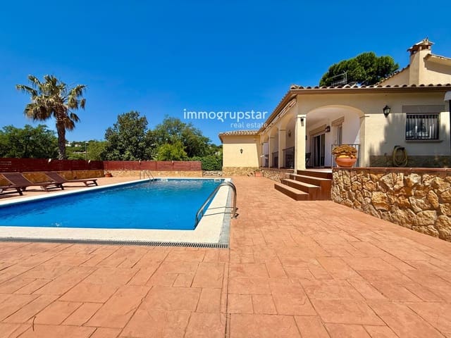 4 soverom Villa til salgs i Calonge i Sant Antoni med svømmebasseng garasje - € 590 000 (Ref: 9858891)