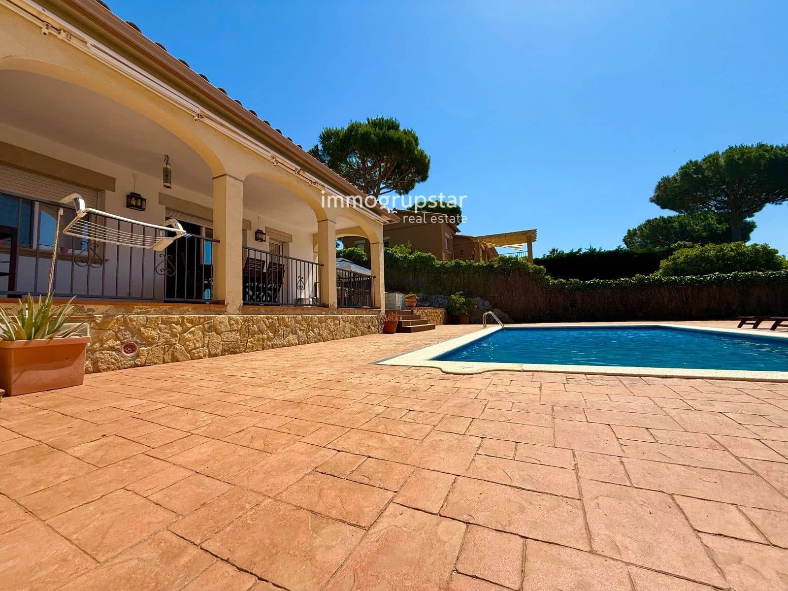 4 soverom Villa til salgs i Calonge i Sant Antoni med svømmebasseng garasje - € 590 000 (Ref: 9858891)