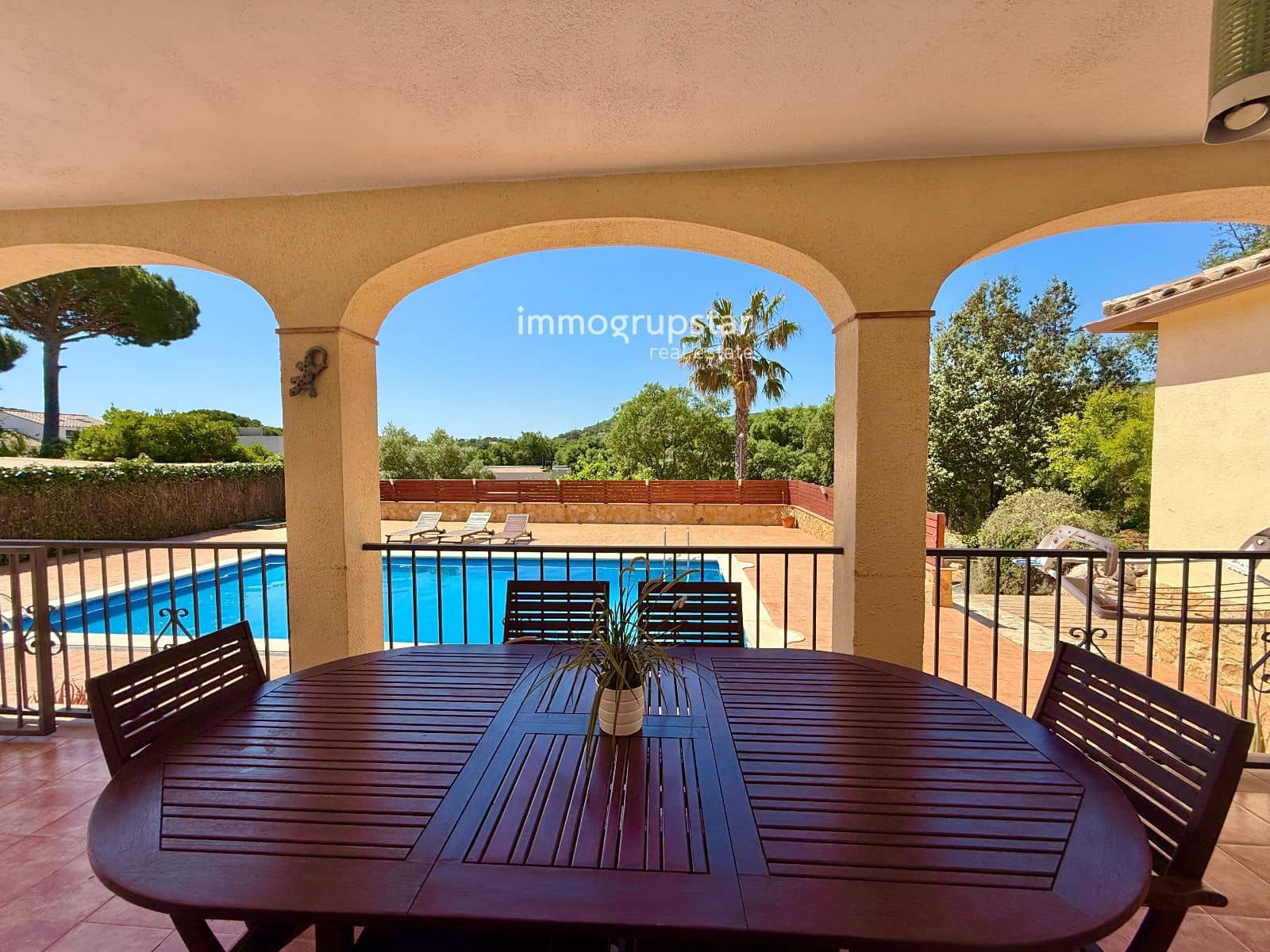4 soverom Villa til salgs i Calonge i Sant Antoni med svømmebasseng garasje - € 590 000 (Ref: 9858891)