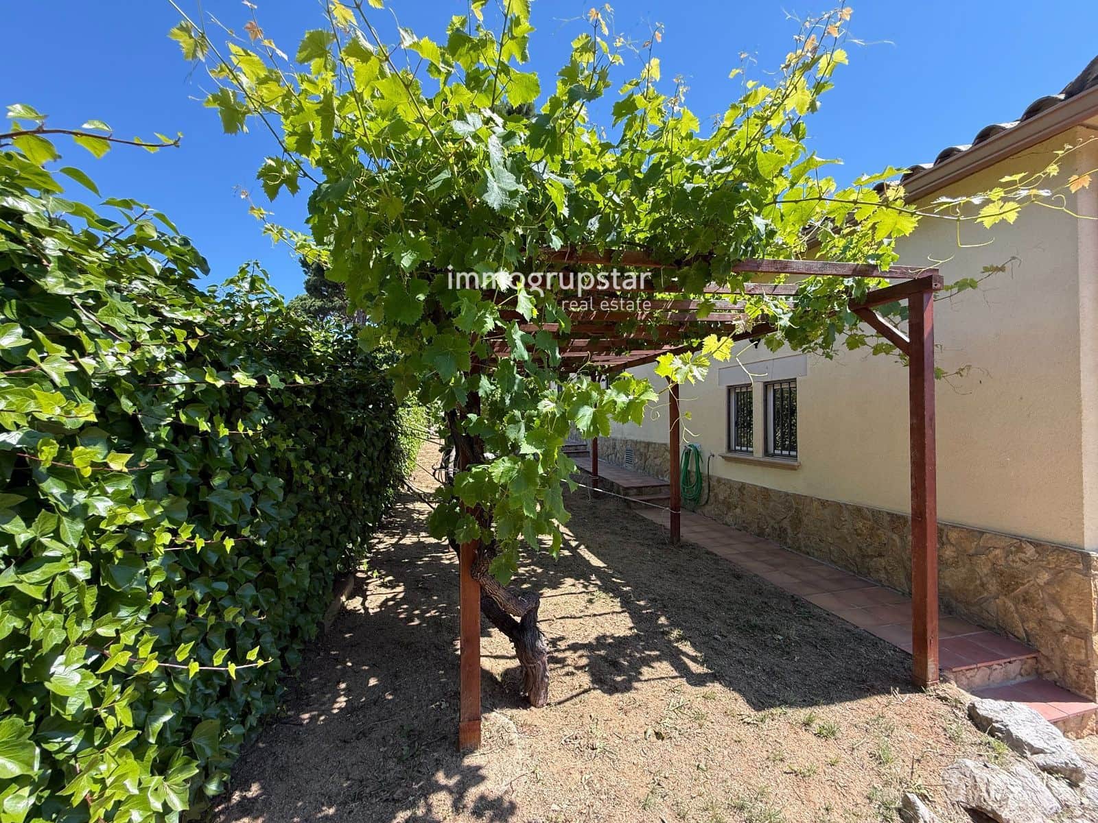 4 soverom Villa til salgs i Calonge i Sant Antoni med svømmebasseng garasje - € 590 000 (Ref: 9858891)