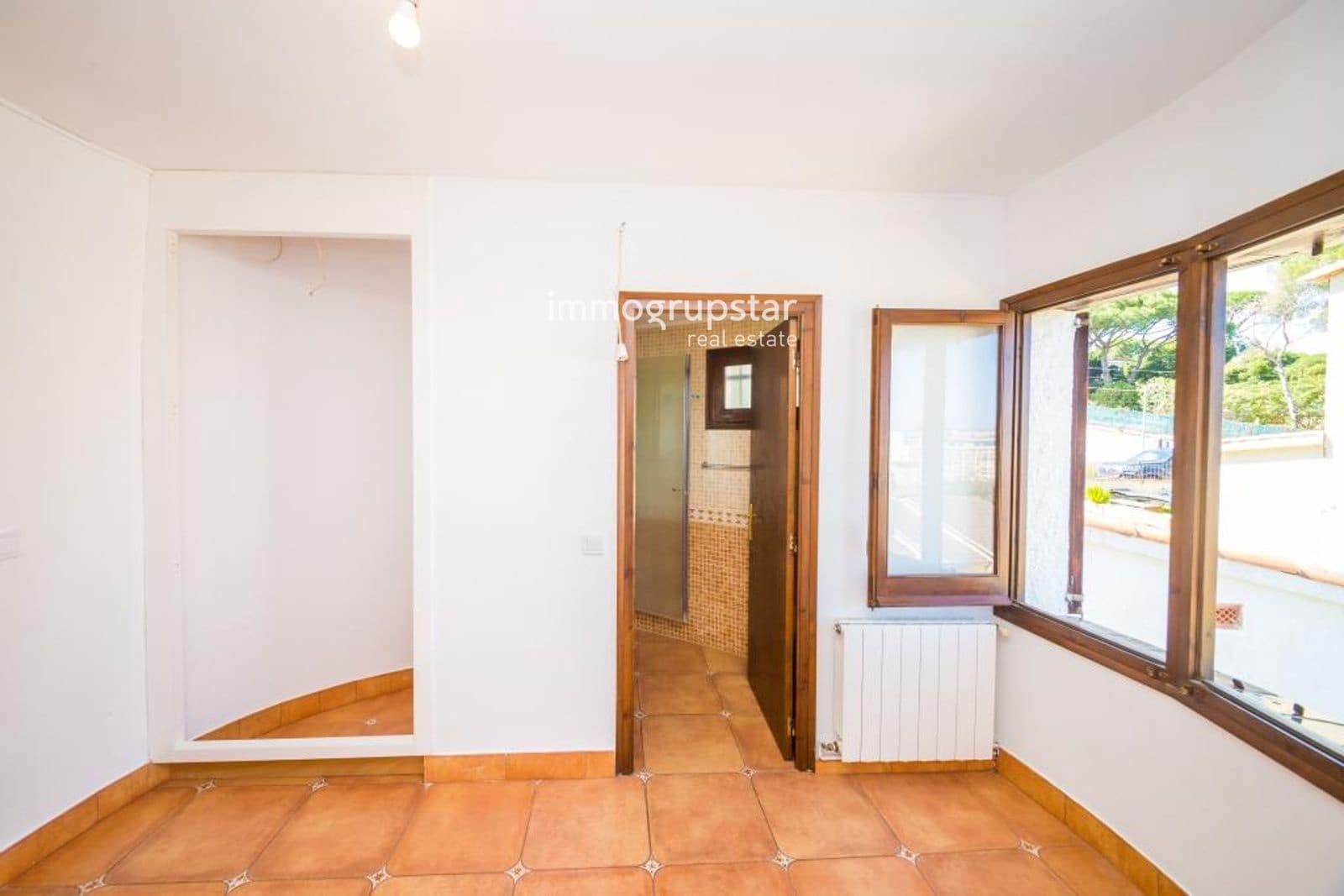 3 bedroom Villa for sale in Sant Antoni de Calonge - € 425,000 (Ref: 9865580)