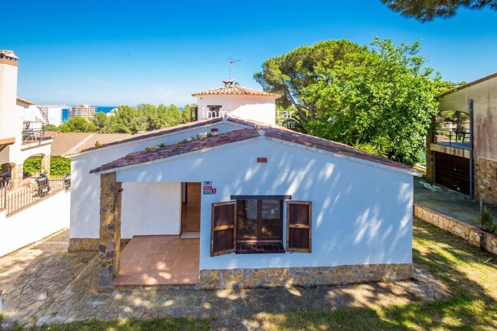 3 bedroom Villa for sale in Sant Antoni de Calonge - € 425,000 (Ref: 9865580)