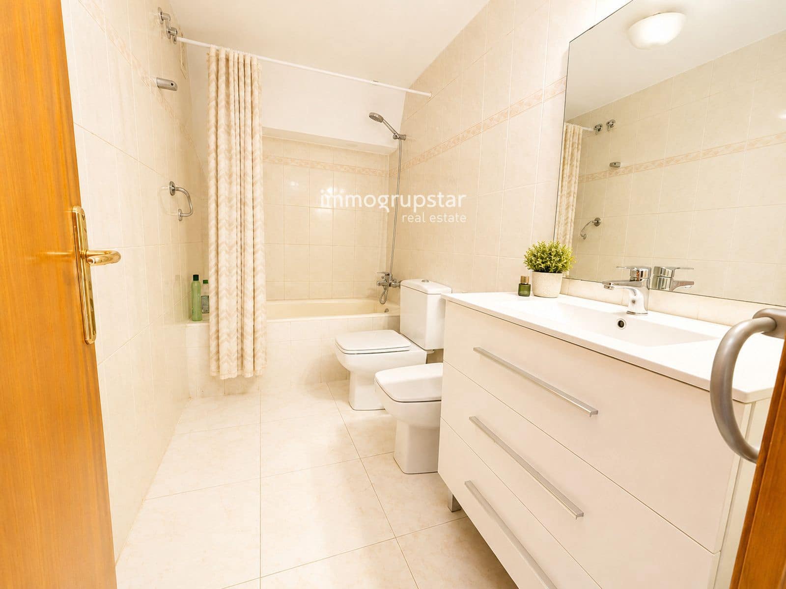 Piso de 3 habitaciones en S'Agaro en venta con garaje - 480.000 € (Ref: 9865970)
