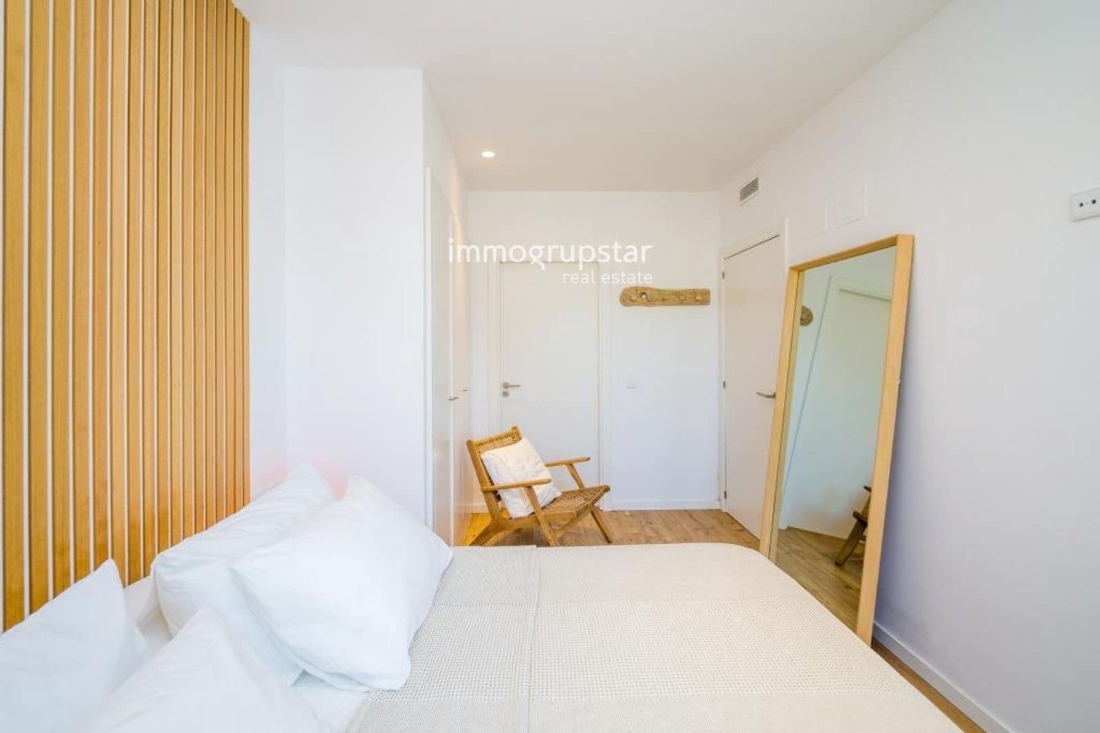 2 bedroom Flat for sale in Sant Antoni de Calonge with pool garage - € 415,000 (Ref: 9872307)