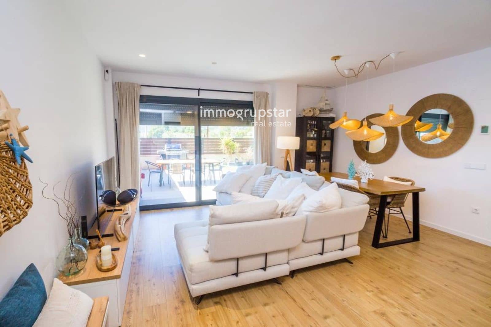 2 bedroom Flat for sale in Sant Antoni de Calonge with pool garage - € 415,000 (Ref: 9872307)