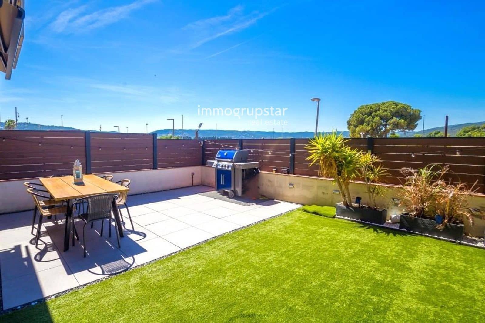 2 bedroom Flat for sale in Sant Antoni de Calonge with pool garage - € 415,000 (Ref: 9872307)