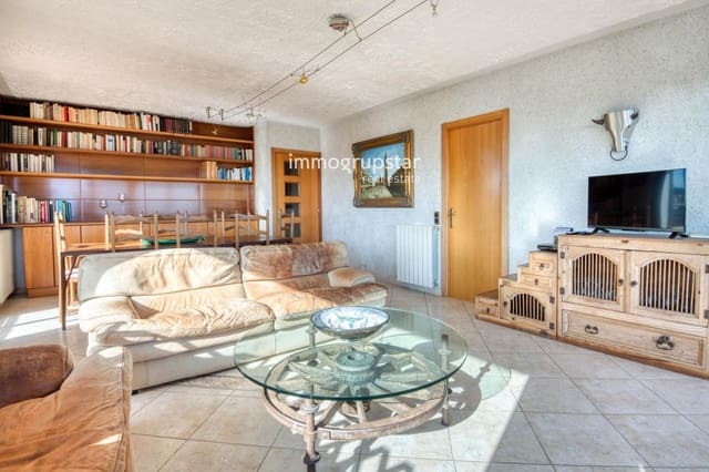 4 soveværelse Lejlighed til salg i Sant Feliu de Guíxols med garage - € 360.000 (Ref: 9894969)