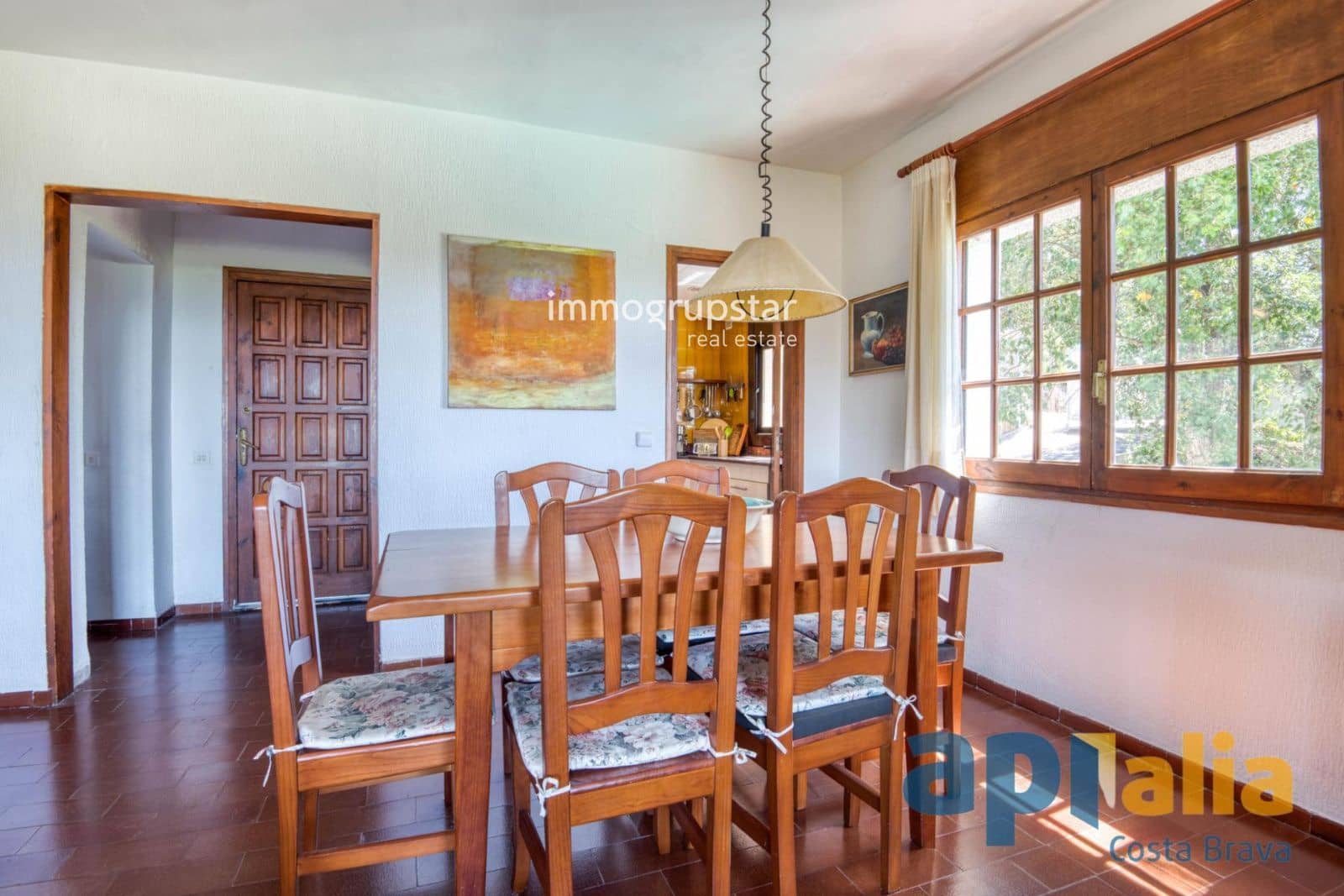 3 soveværelse Villa til salg i Santa Cristina d'Aro med swimmingpool garage - € 360.000 (Ref: 9911999)