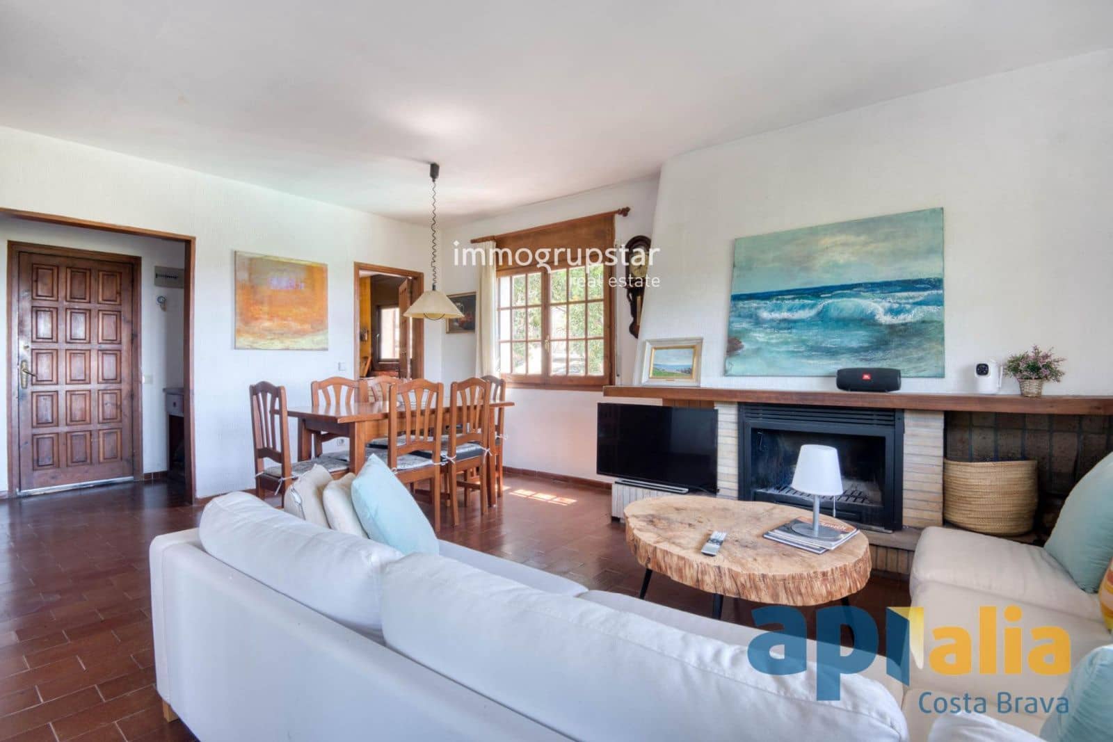 3 soveværelse Villa til salg i Santa Cristina d'Aro med swimmingpool garage - € 360.000 (Ref: 9911999)