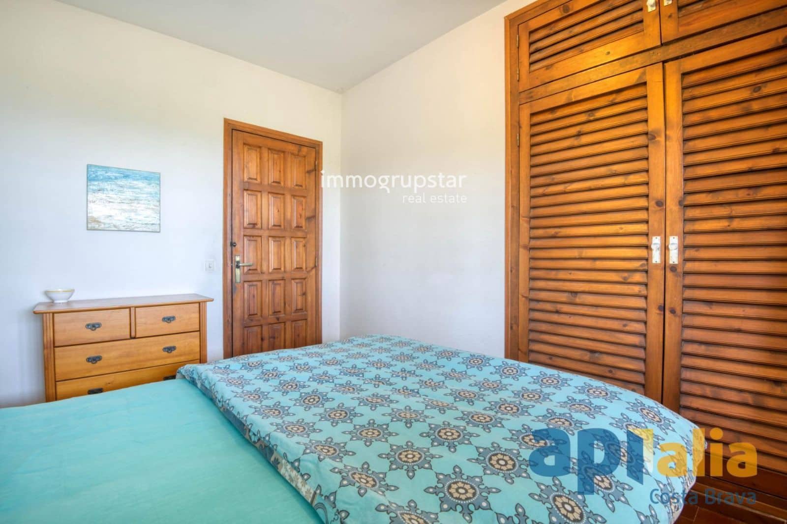 3 soveværelse Villa til salg i Santa Cristina d'Aro med swimmingpool garage - € 360.000 (Ref: 9911999)