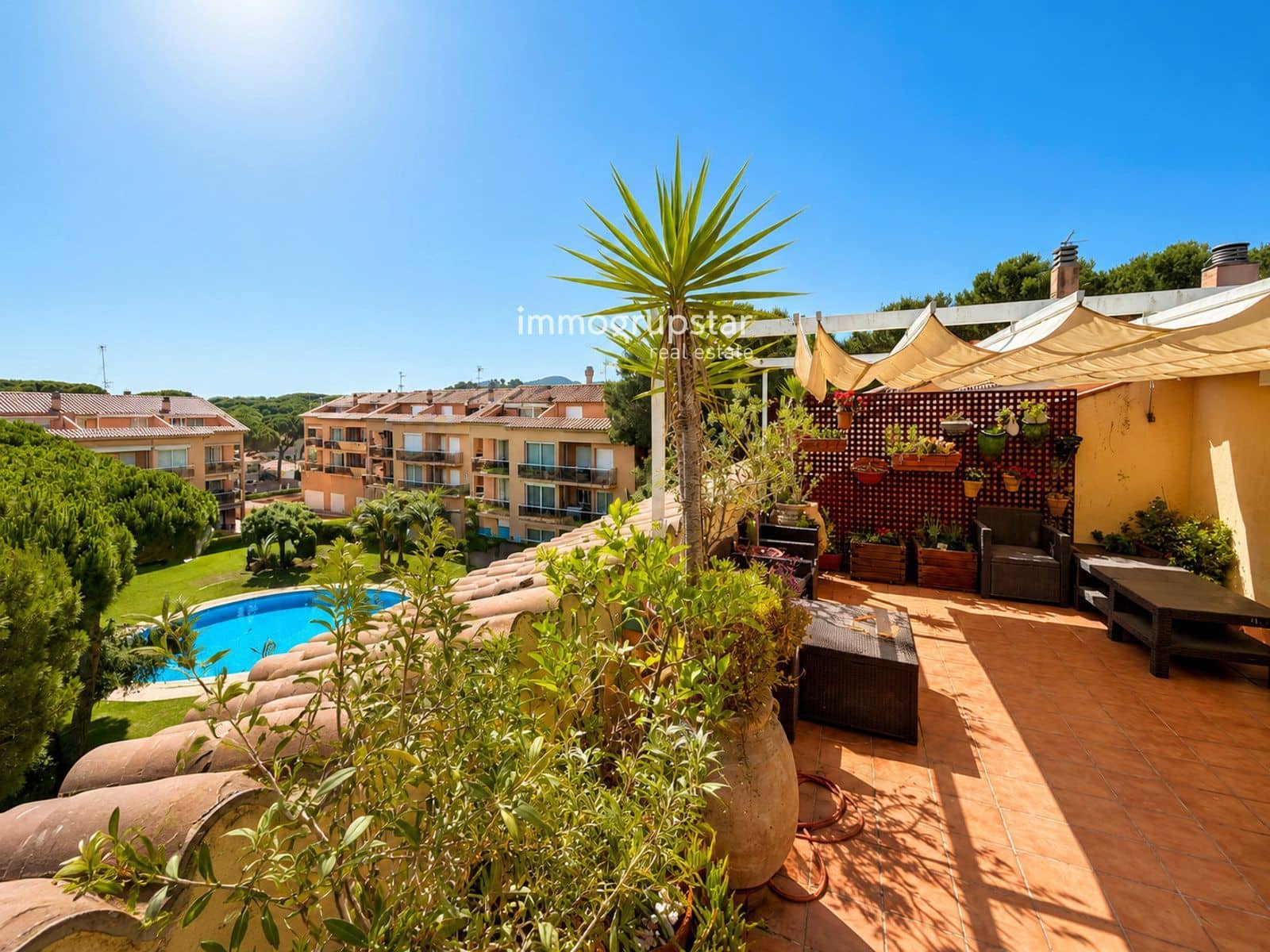 4 bedroom Penthouse for sale in Pals with pool garage - € 450,000 (Ref: 9937265)