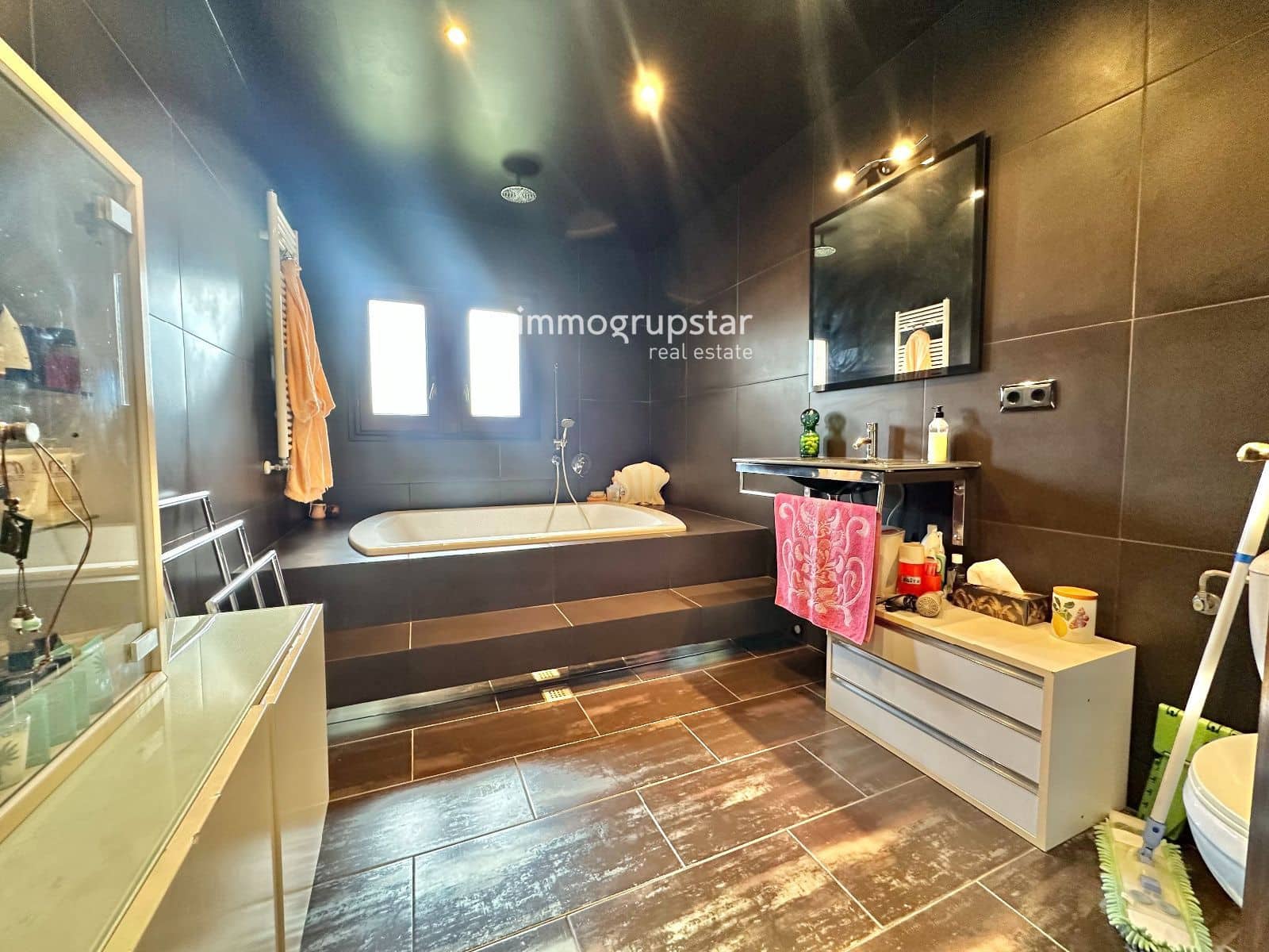 7 Zimmer Villa zu verkaufen in Platja d'Aro mit Pool Garage - 899.000 € (Ref: 9943177)