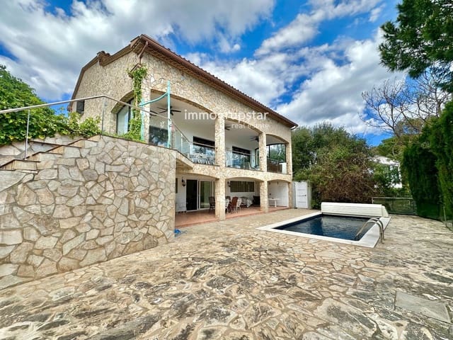 7 soveværelse Villa til salg i Platja d'Aro, Castell-Platja d'Aro med swimmingpool garage - € 899.000 (Ref: 9943177)