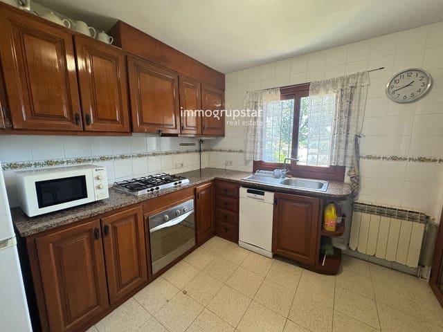 5 soveværelse Villa til salg i Calonge i Sant Antoni - € 450.000 (Ref: 9976486)