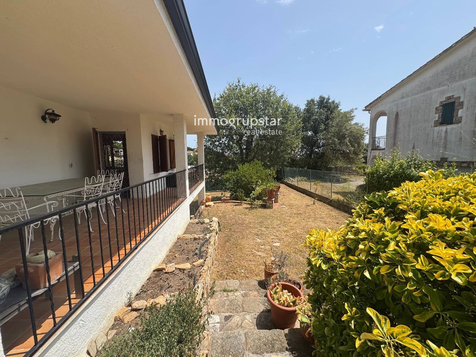 5 soveværelse Villa til salg i Calonge i Sant Antoni - € 450.000 (Ref: 9976486)
