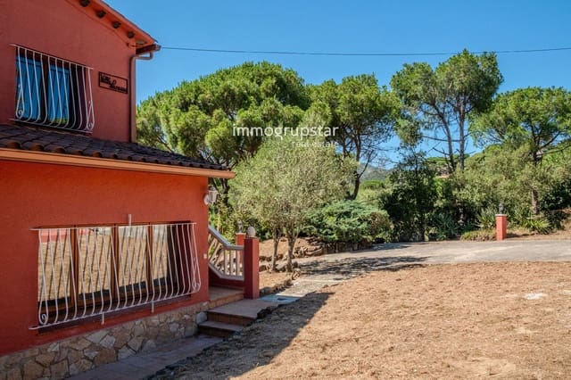 Chalet de 5 habitaciones en Calonge i Sant Antoni en venta con piscina garaje - 595.000 € (Ref: 9985931)