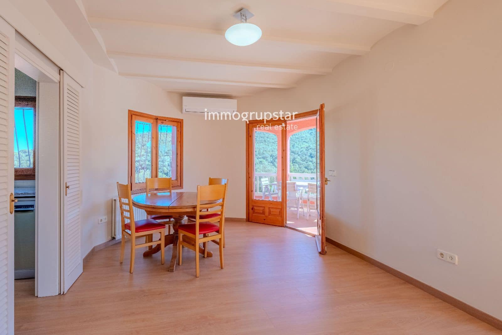 Chalet de 5 habitaciones en Calonge i Sant Antoni en venta con piscina garaje - 595.000 € (Ref: 9985931)