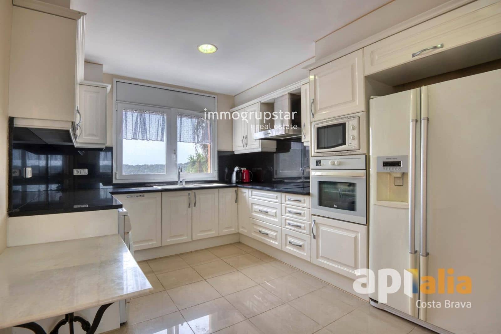 5 slaapkamer Villa te koop in Calonge i Sant Antoni met zwembad garage - € 930.000 (Ref: 9987204)