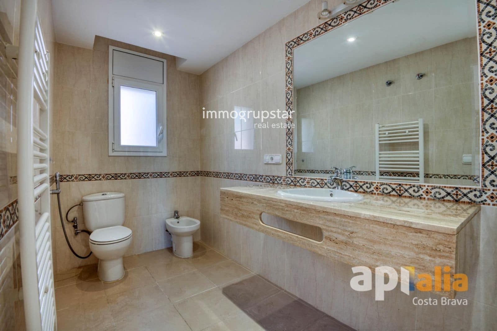 5 slaapkamer Villa te koop in Calonge i Sant Antoni met zwembad garage - € 930.000 (Ref: 9987204)