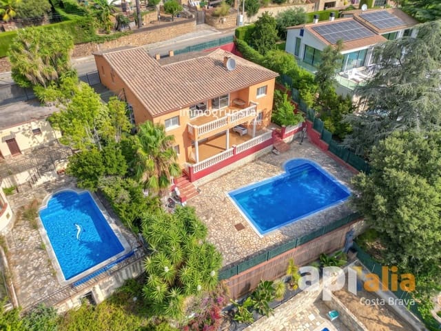 5 slaapkamer Villa te koop in Calonge i Sant Antoni met zwembad garage - € 930.000 (Ref: 9987204)