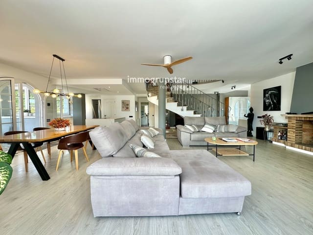 4 soverom Villa til salgs i Calonge i Sant Antoni med svømmebasseng garasje - € 990 000 (Ref: 9993610)