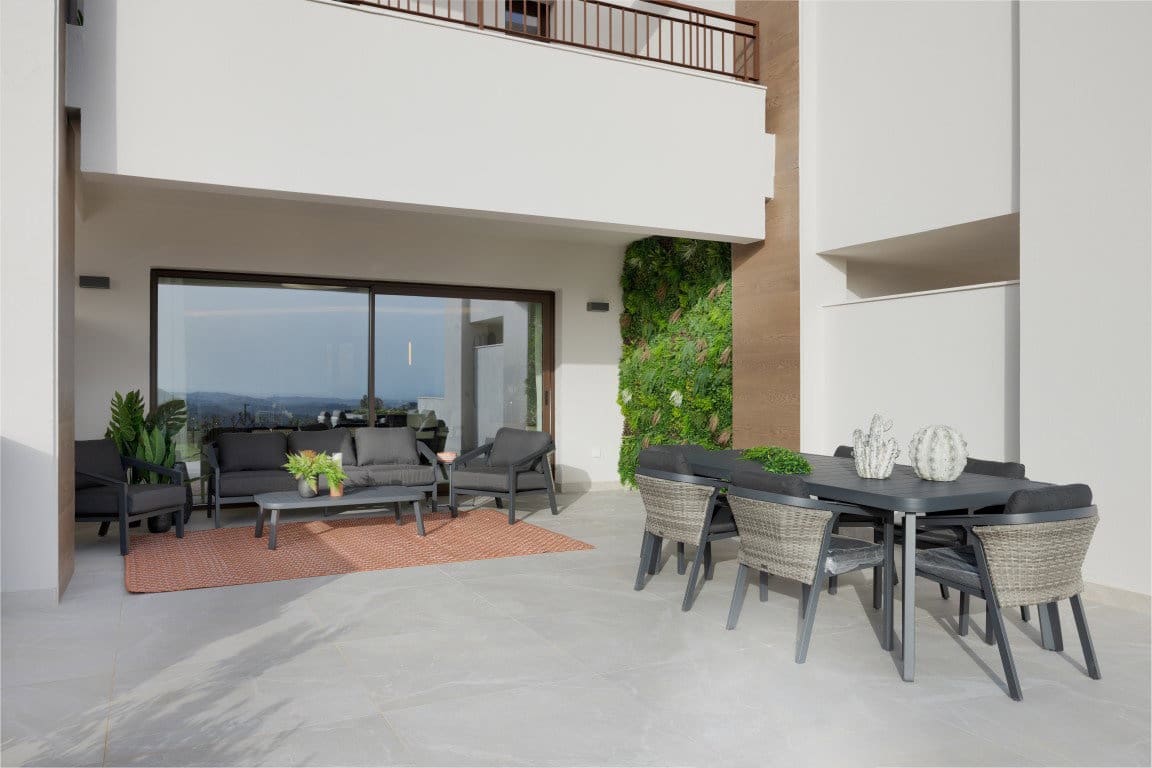 3 bedroom Townhouse for sale in Marbella with pool garage - € 586,000 (Ref: 7923912)