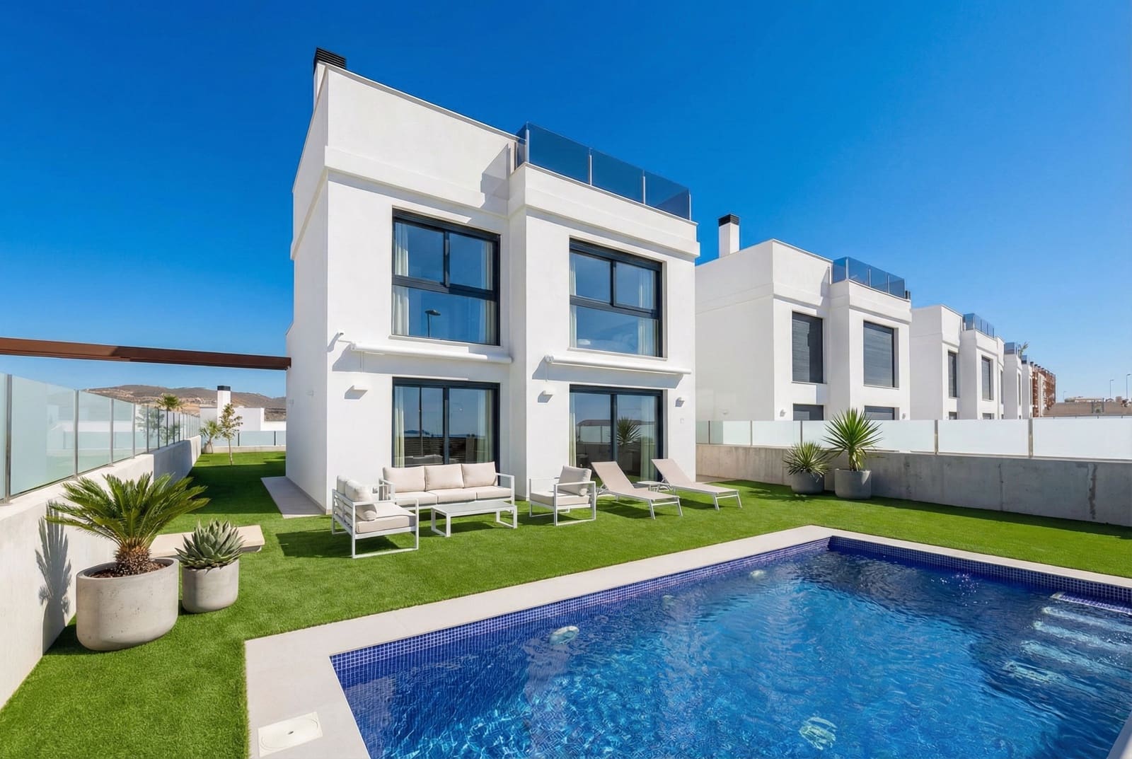 3 slaapkamer Villa te koop in Muchamiel / Mutxamel met garage - € 450.000 (Ref: 9450397)