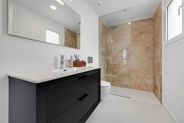 3 slaapkamer Villa te koop in Muchamiel / Mutxamel met garage - € 450.000 (Ref: 9450397)