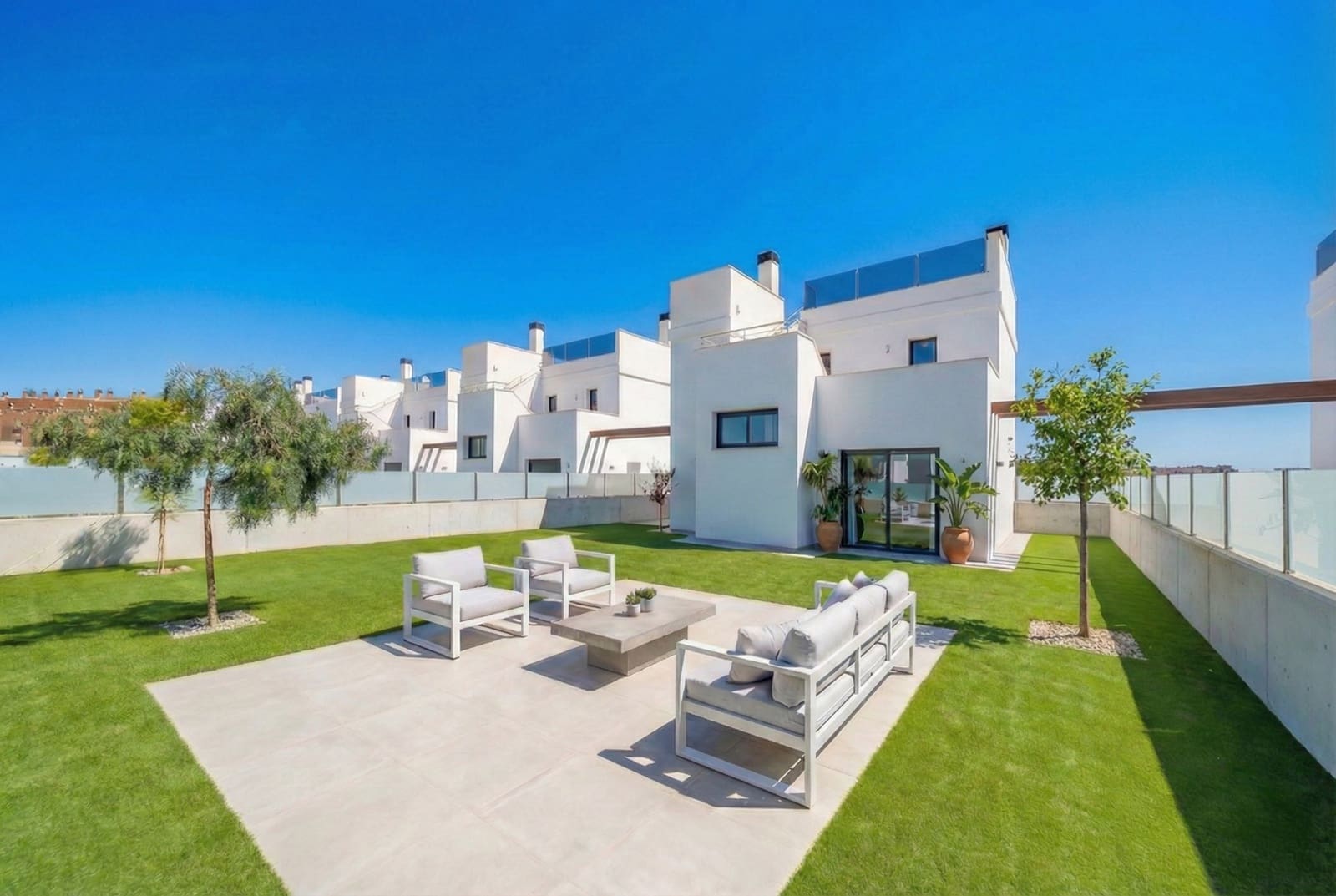 3 slaapkamer Villa te koop in Muchamiel / Mutxamel met garage - € 450.000 (Ref: 9450397)