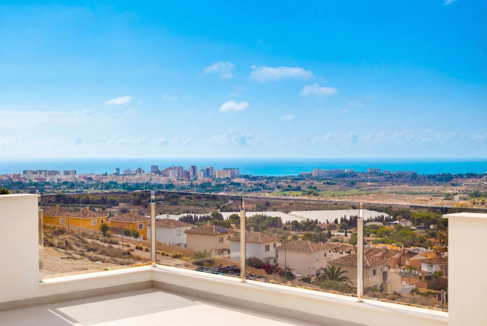 3 slaapkamer Villa te koop in Muchamiel / Mutxamel met garage - € 450.000 (Ref: 9450397)