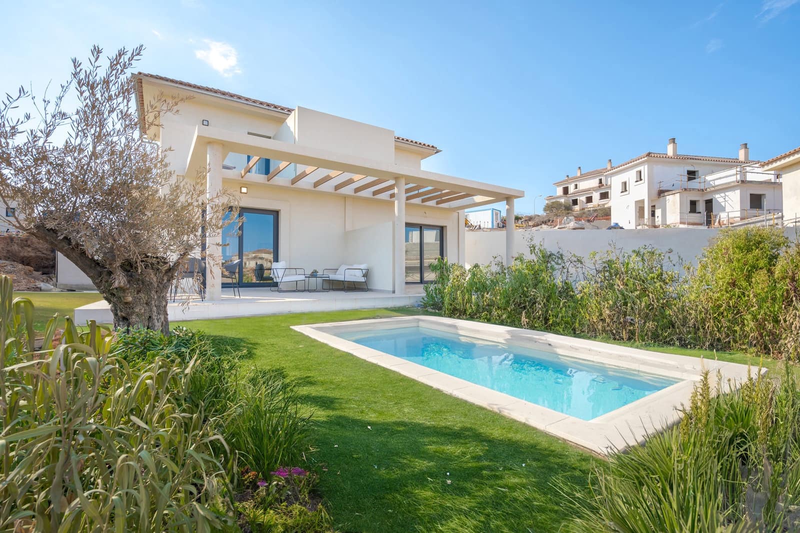 2 bedroom Villa for sale in Manacor with garage - € 433,000 (Ref: 9897309)