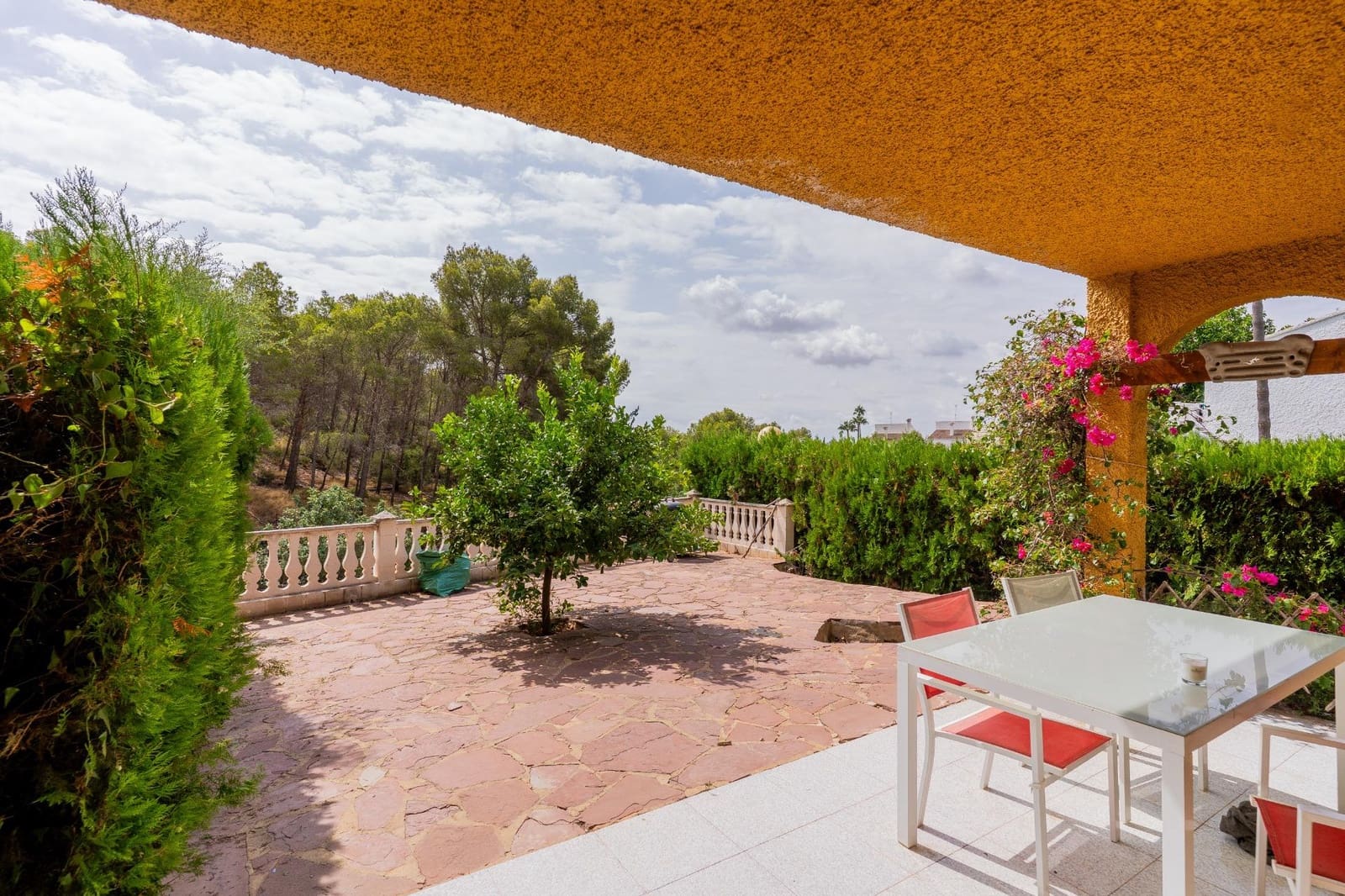 4 Zimmer Reihenhaus zu verkaufen in Pucol mit Pool Garage - 460.000 € (Ref: 10049309)