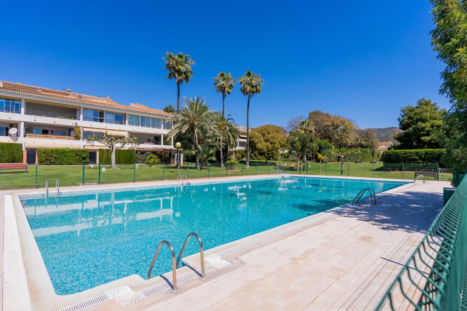 2 bedroom Apartment for sale in Pucol with pool garage - € 310,000 (Ref: 10049310)