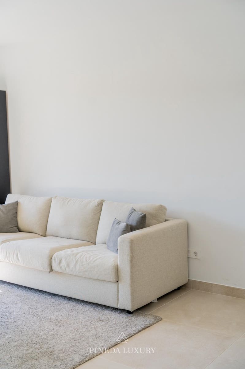 2 camera da letto Appartamento da affittare in Pucol con piscina garage - 2.750 € (Rif: 10155310)