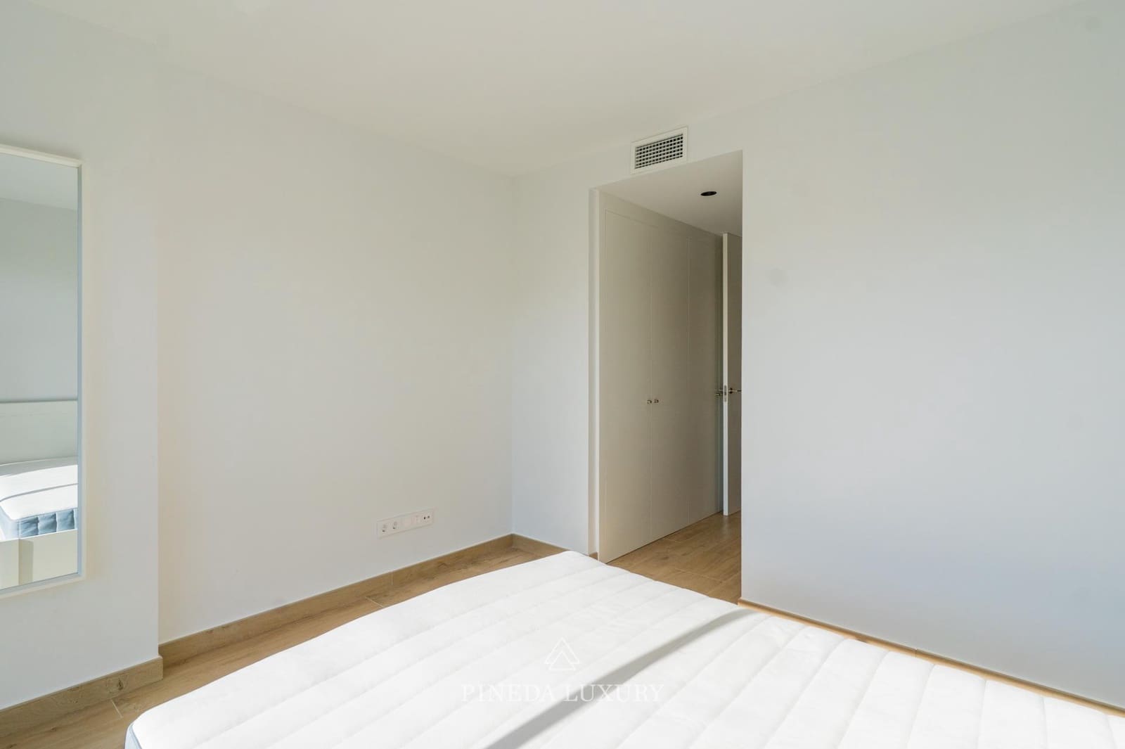 2 camera da letto Appartamento da affittare in Pucol con piscina garage - 2.750 € (Rif: 10155310)