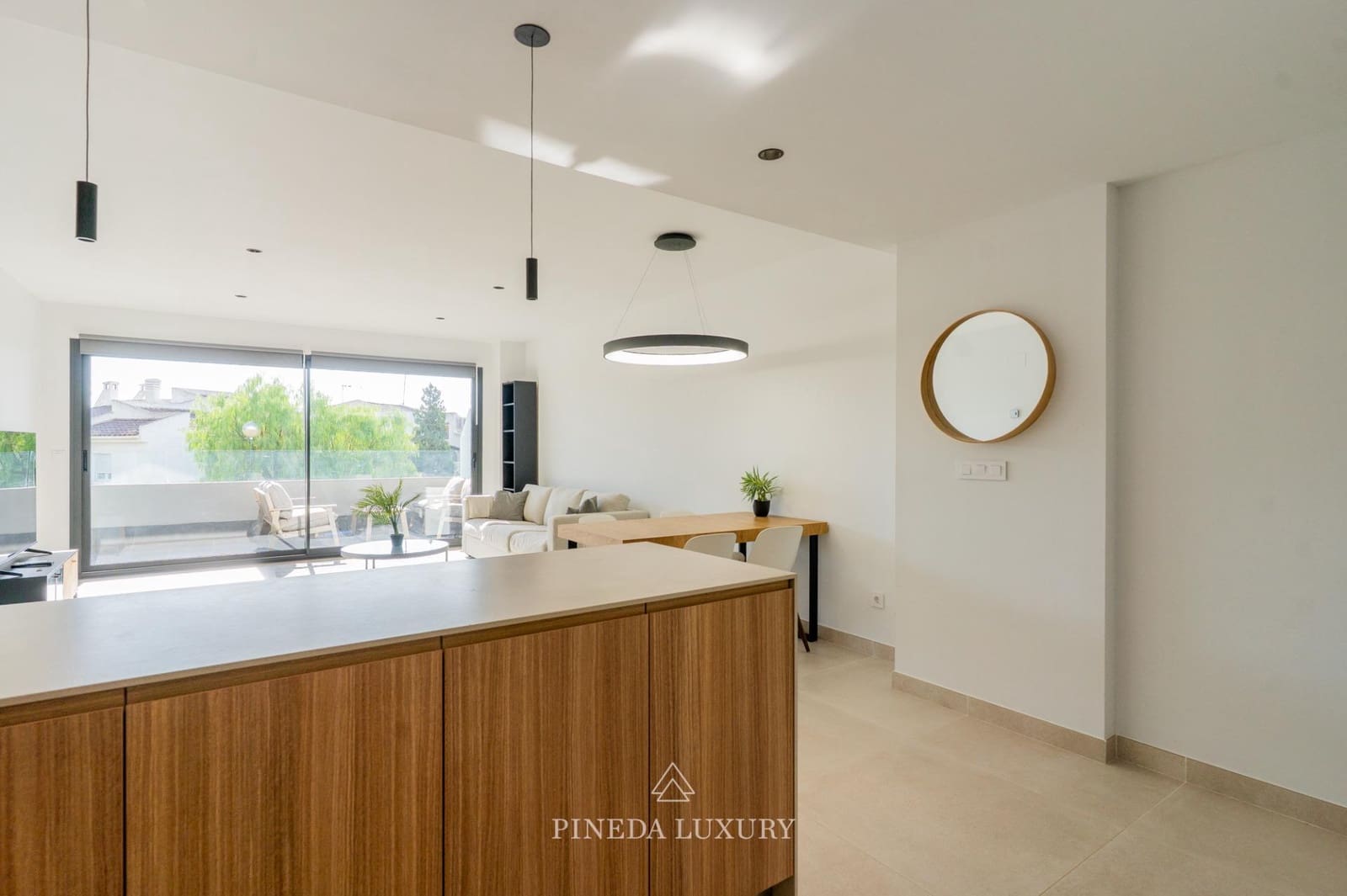 2 camera da letto Appartamento da affittare in Pucol con piscina garage - 2.750 € (Rif: 10155310)