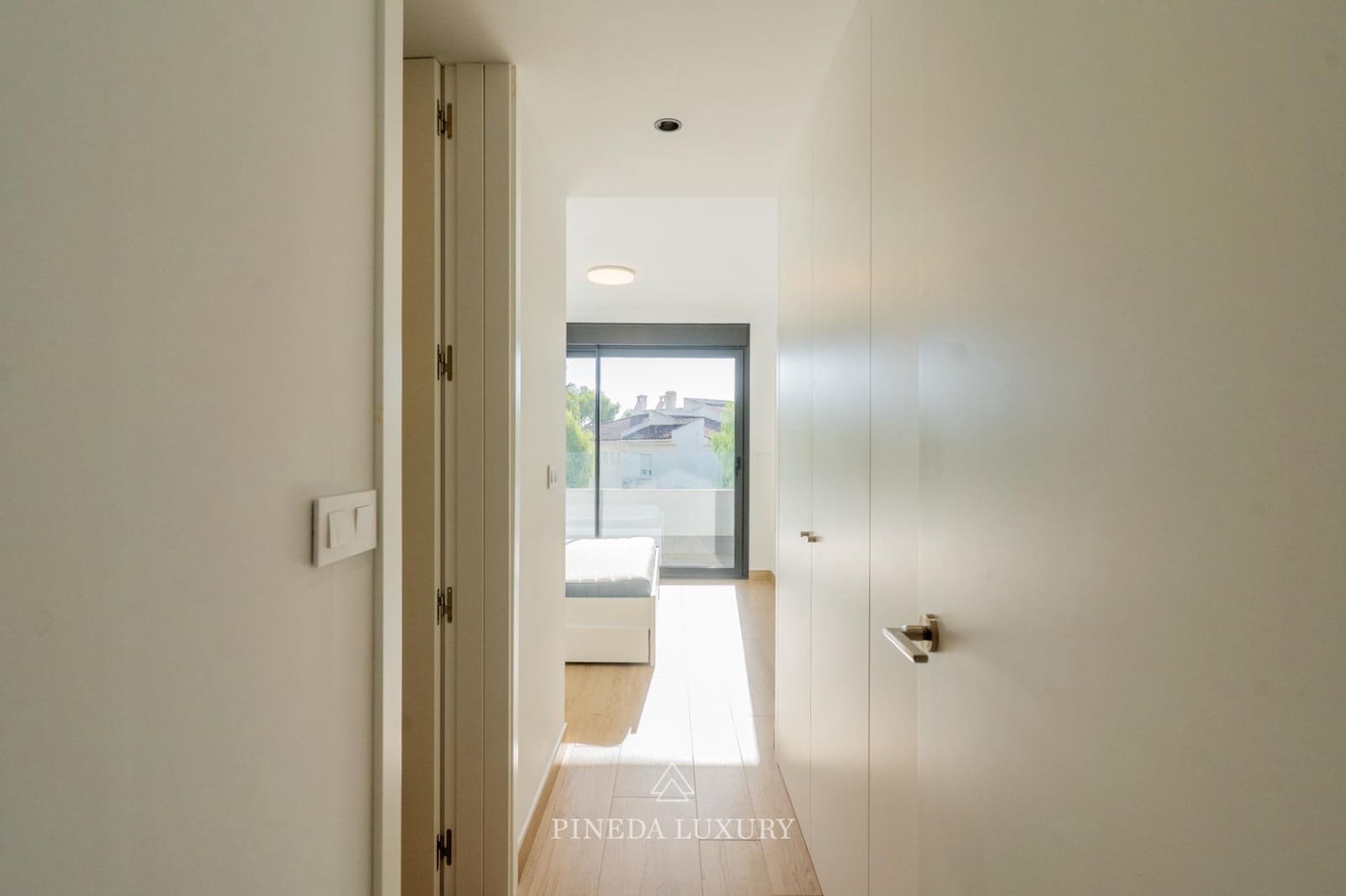 2 camera da letto Appartamento da affittare in Pucol con piscina garage - 2.750 € (Rif: 10155310)