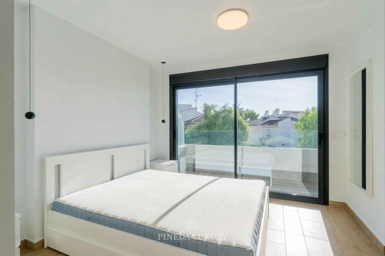 2 camera da letto Appartamento da affittare in Pucol con piscina garage - 2.750 € (Rif: 10155310)