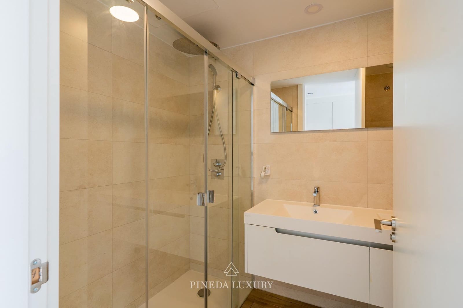 2 camera da letto Appartamento da affittare in Pucol con piscina garage - 2.750 € (Rif: 10155310)