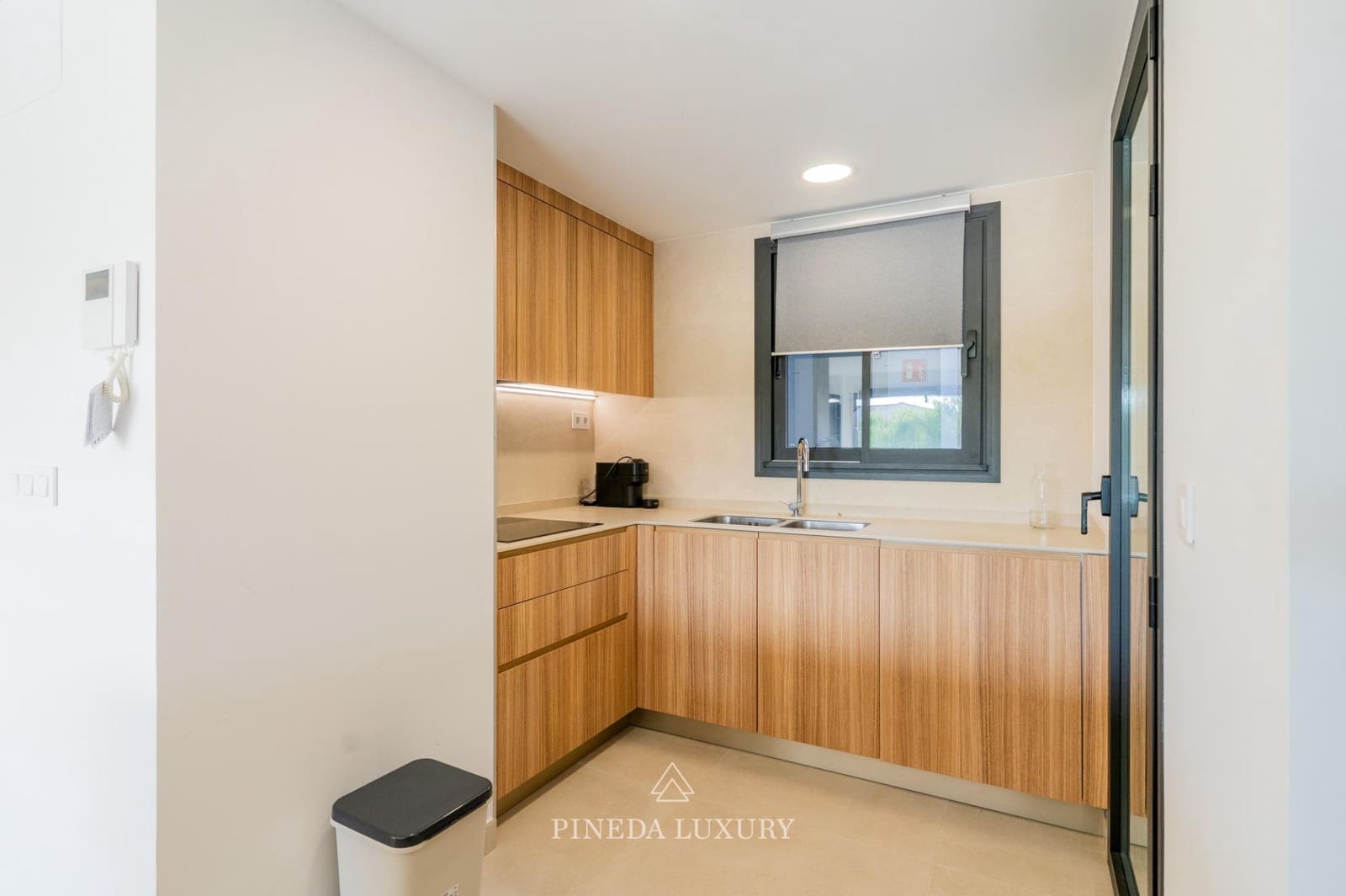 2 camera da letto Appartamento da affittare in Pucol con piscina garage - 2.750 € (Rif: 10155310)