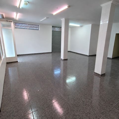 Erhverv til salg i La Malva-Rosa, Valencia by - € 400.000 (Ref: 10180655)