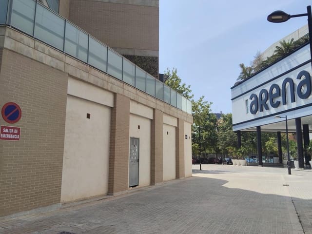 Erhverv til salg i Benimaclet, Valencia by - € 460.000 (Ref: 9116058)