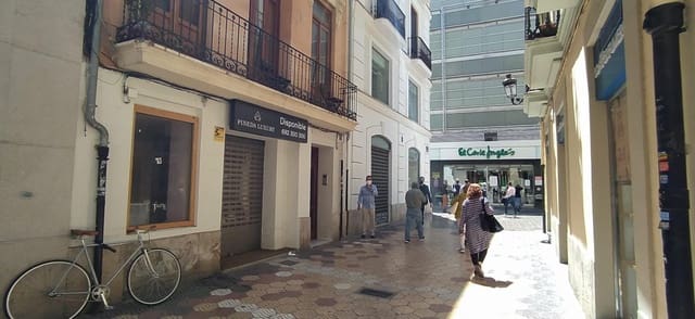 Commercieel te huur in Sant Francesc, Valencia stad - € 4.500 (Ref: 9137050)