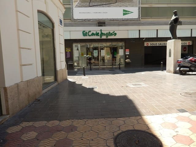 Commercieel te huur in Sant Francesc, Valencia stad - € 4.500 (Ref: 9137050)