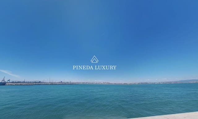 9 bedroom Hotel for sale in Cabanyal-Canyamelar, Valencia city - € 1,800,000 (Ref: 9400945)