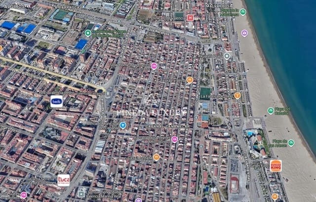 9 bedroom Hotel for sale in Cabanyal-Canyamelar, Valencia city - € 1,800,000 (Ref: 9400945)