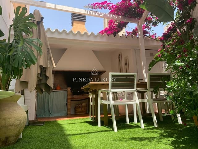 6 slaapkamer Rijtjeshuis te koop in La Malva-Rosa, Valencia stad met zwembad - € 990.000 (Ref: 9400946)