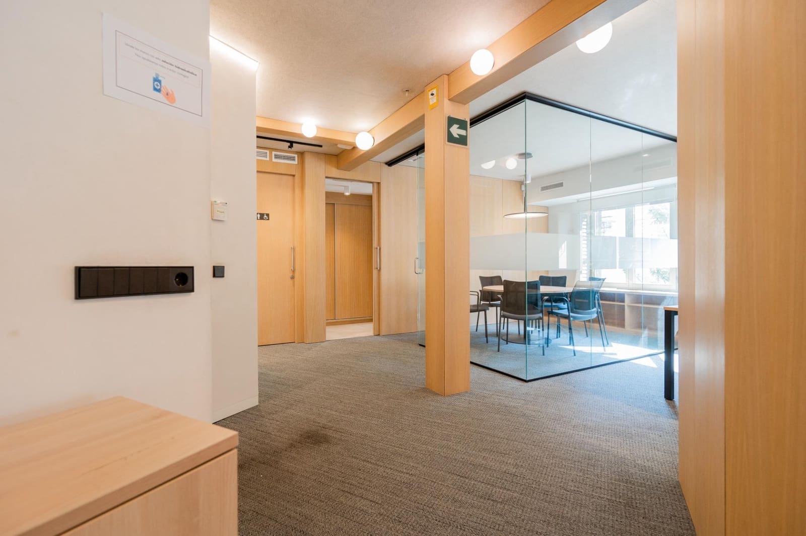 Ufficio in vendita in Valencia citta - 585.000 € (Rif: 9400947)