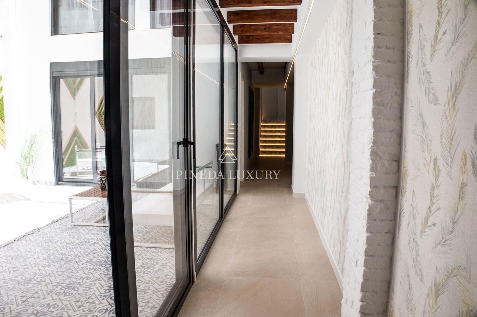 3 soveværelse Lejlighed til salg i Valencia by - € 690.000 (Ref: 9400949)